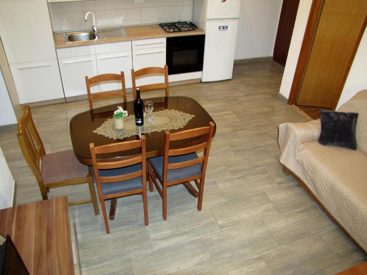 Klanac Apartment *