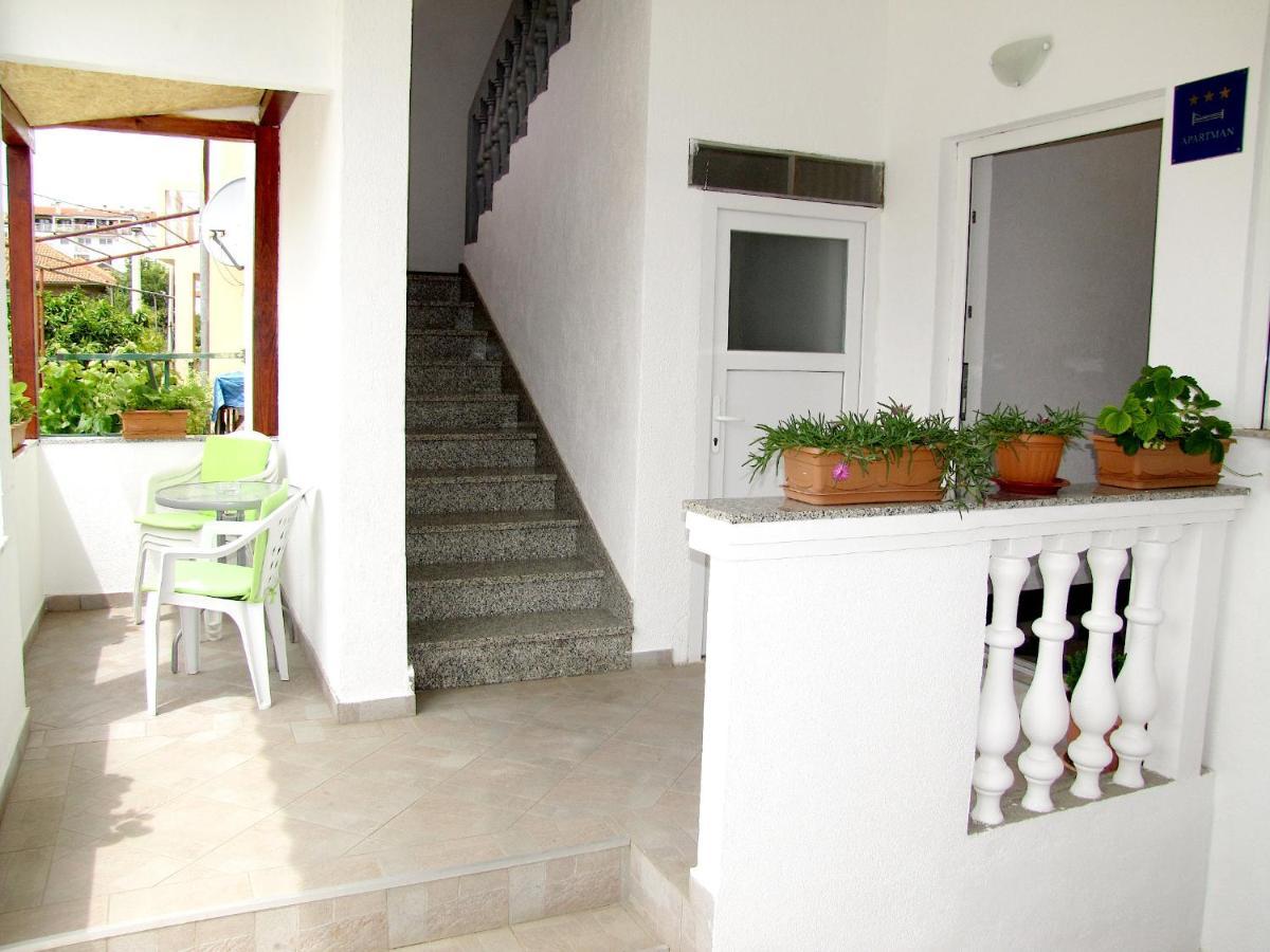 Klanac Apartment *