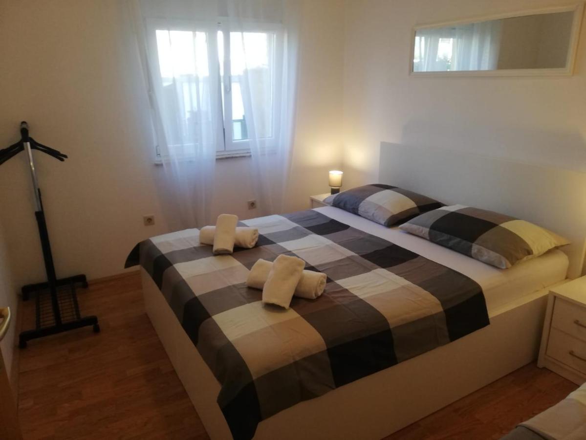 Apartment Klanac *