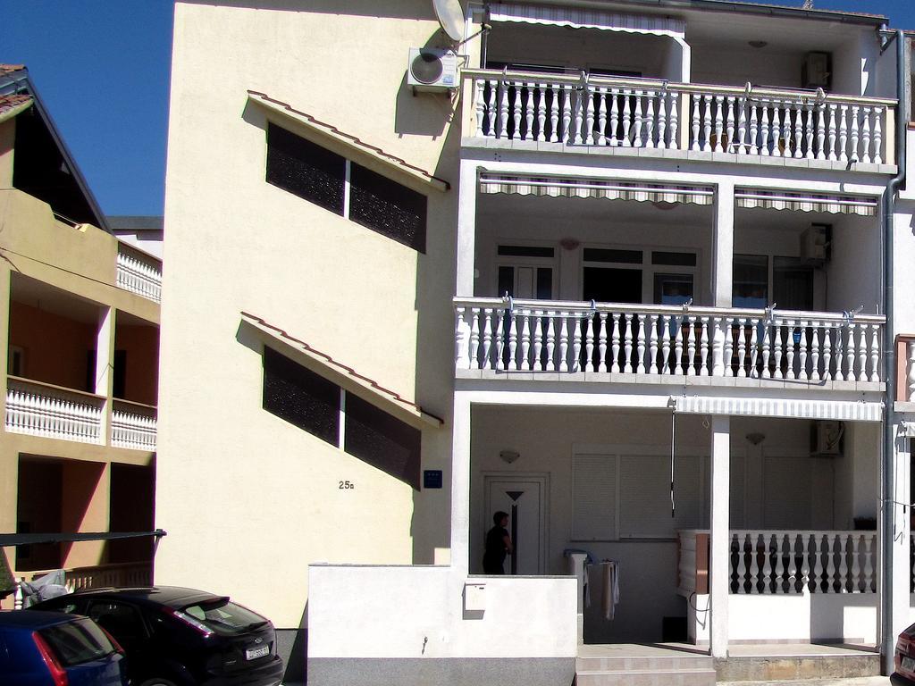 Apartment Klanac *