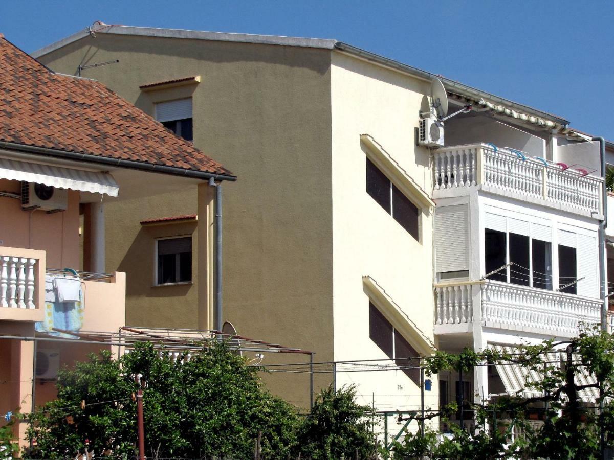 Klanac Apartment *
